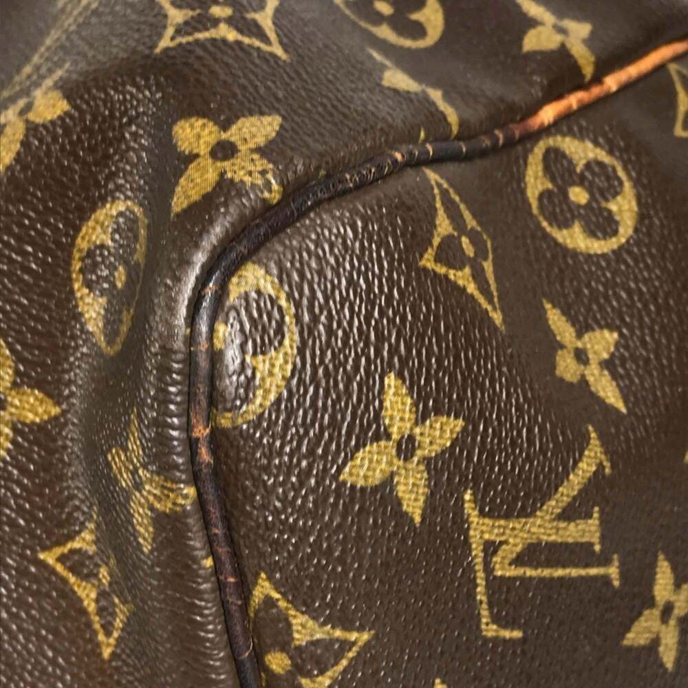 LOUIS VUITTON Brown Monogram Canvas Keepall 60 Boston Bag - Picture 7 of 16